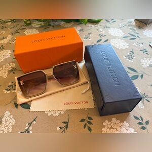 Women’s LV Large Square Sunglasses with Monogram